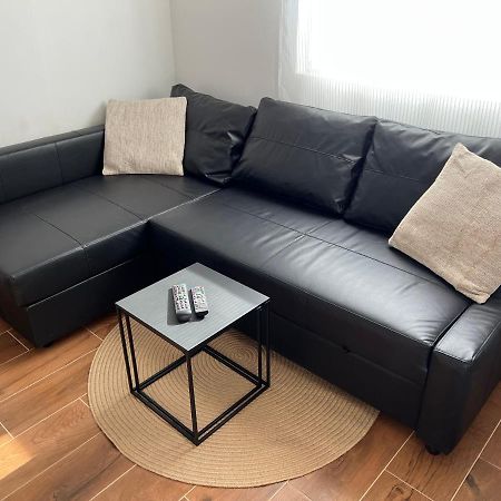 Apartment Mona Vir Bagian luar foto